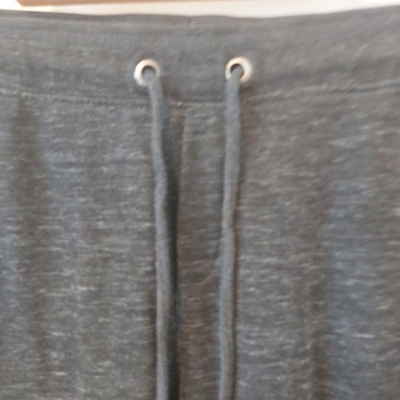 ARDENE | Girls Drawstring Capri Charcoal XL - Picture 3 of 9